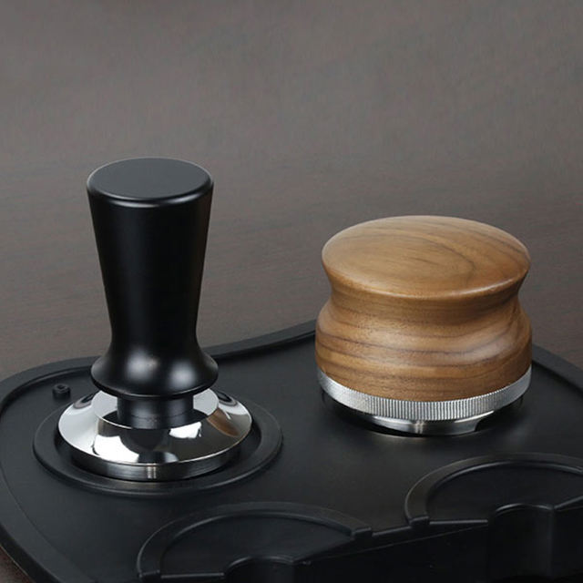 Espresso-Tamper, kalibrierter Druck, antihaftbeschichtet, selbstnivellierend, raffinierter Griff, Kaffee-Tamper aus Edelstahl