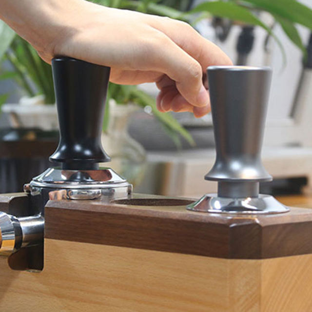 Espresso-Tamper, kalibrierter Druck, antihaftbeschichtet, selbstnivellierend, raffinierter Griff, Kaffee-Tamper aus Edelstahl