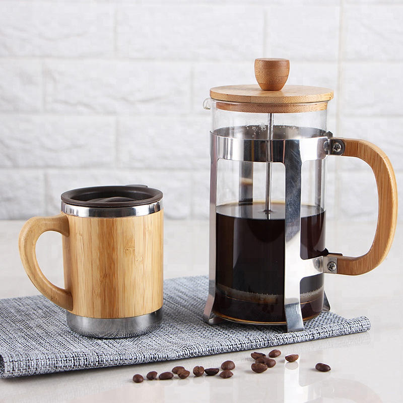 Neu eingetroffene French Press aus Glas und Edelstahl