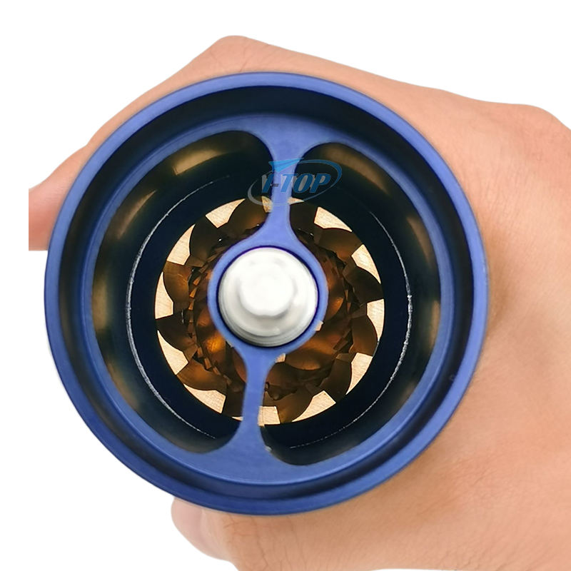 Metallisch blaue Kaffeemühle, verstellbarer Grat, Edelstahl, tragbar, manuelle Hand-Mini-Kaffeebohnenmühle, Holzgriff