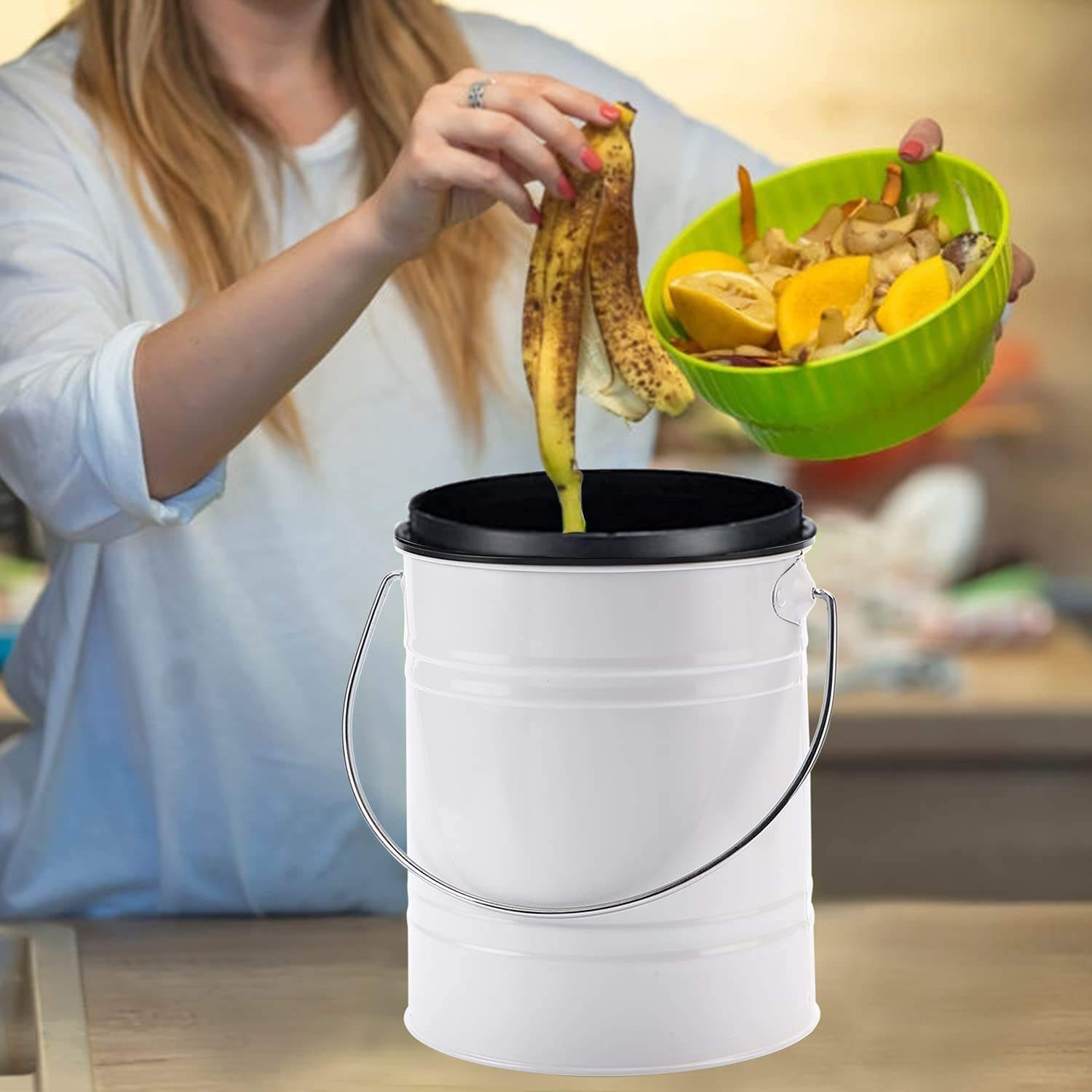 Produkt Küchenmülleimer mit Griff, 1 Gallone, für den Innenbereich, weiß, mit Kunststoffeimer, Kompostbehälter mit Kohlefilter