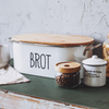 Neu eingetroffener moderner 2-in-1-Brotkasten mit Bambus-Schneidebrett-Deckel, sparsamer Brotkasten