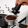 Schwarzer Aluminiumgriff und Ständer, Barista-Espresso-Tamper, 51–58 mm Basis, Kaffee-Tamper mit Feder