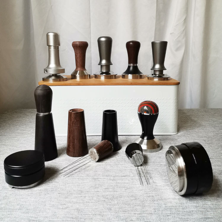 Espresso-Kaffee-Verteilungswerkzeug, Griff und Basis aus Sandelholz, professionelles Espresso-WDT-Werkzeug, Kaffeenadel-Rührer