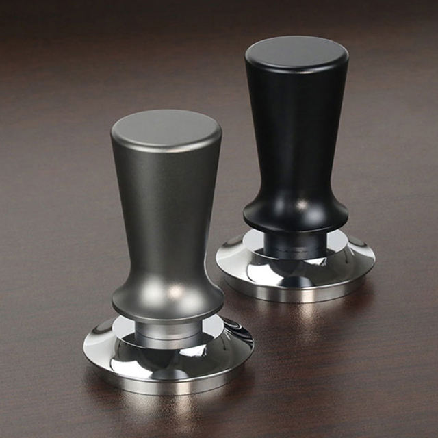 Espresso-Tamper, kalibrierter Druck, antihaftbeschichtet, selbstnivellierend, raffinierter Griff, Kaffee-Tamper aus Edelstahl